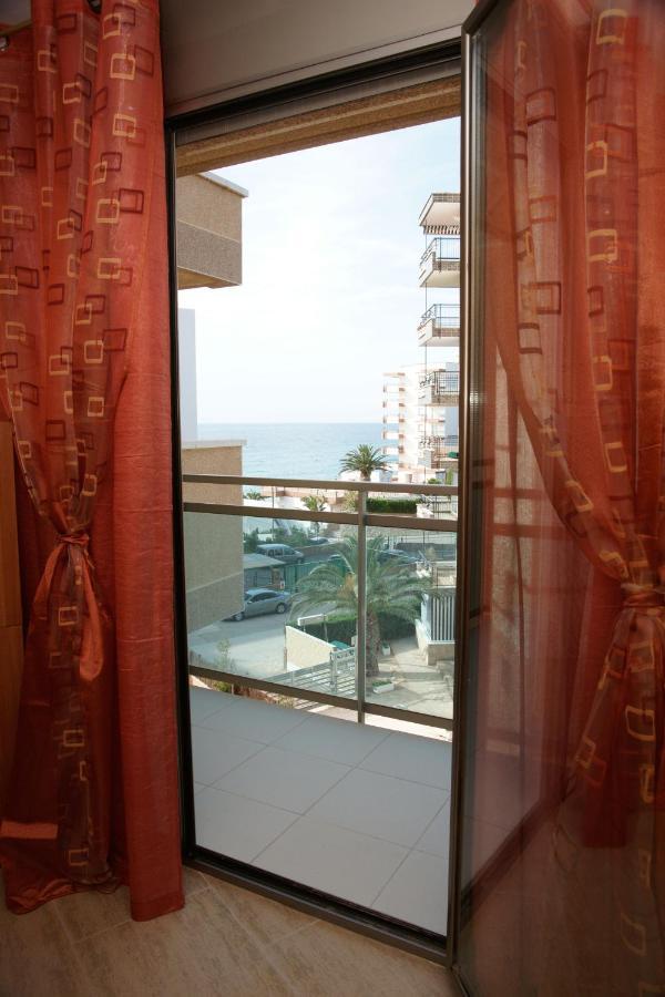 Apart. A-Dorada Miami Playa Apartment Екстериор снимка